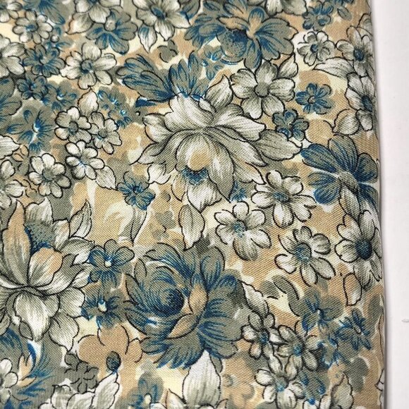 Blue Floral Saree - Unstitched- NEW ! - Picture 2 of 6